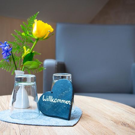 Landhotel Zur Gruenen Kutte Bernshausen Екстериор снимка