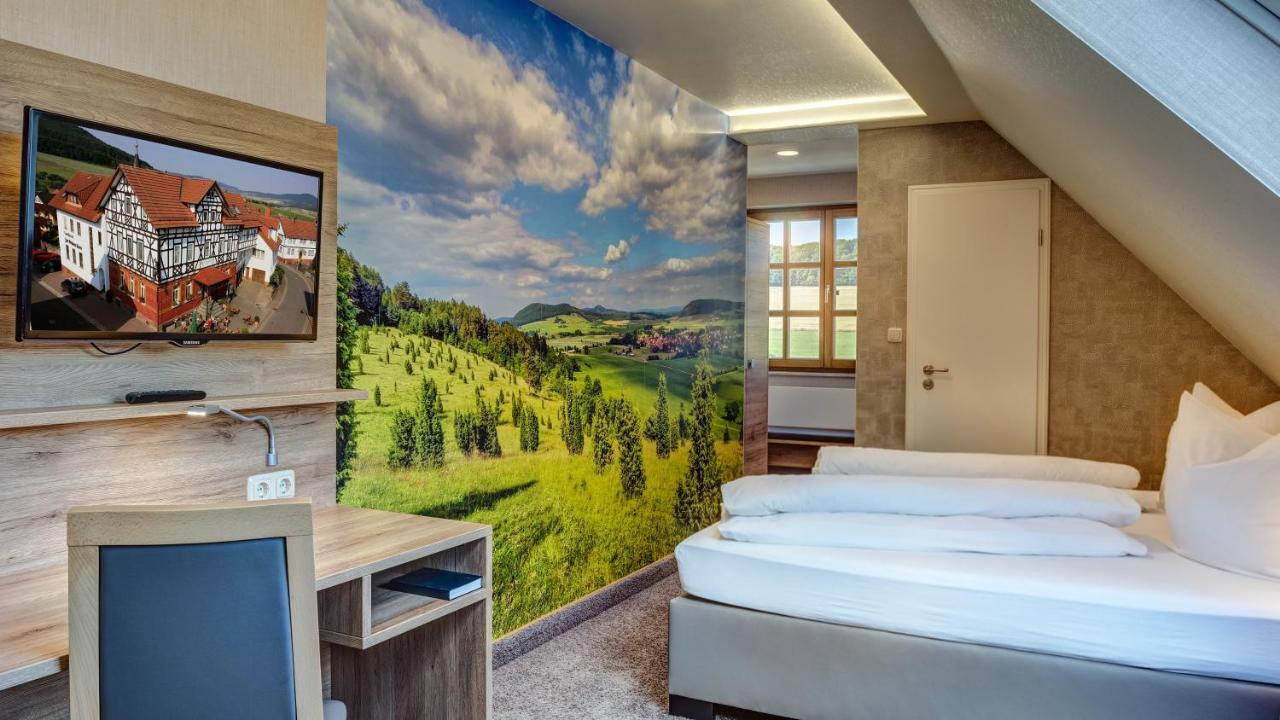 Landhotel Zur Gruenen Kutte Bernshausen Екстериор снимка